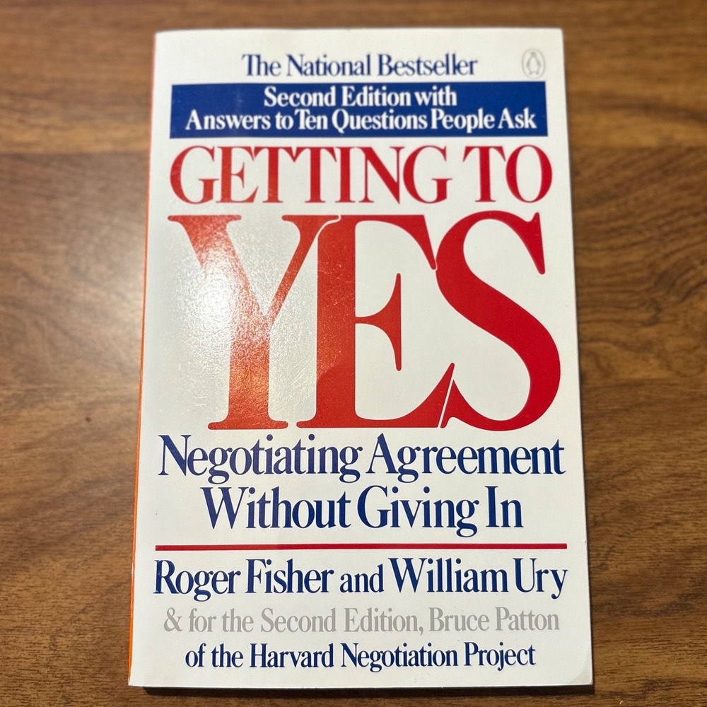 Getting to YES Negotiating Agreement Without Giving In Fisher Ury 2nd Ed Penguin